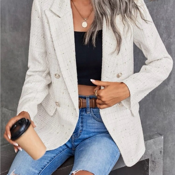 NWT SHEIN Cream Blazer Large - Picture 8 of 8